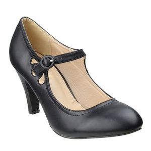Brand new PU leather ladies high heel pumps.